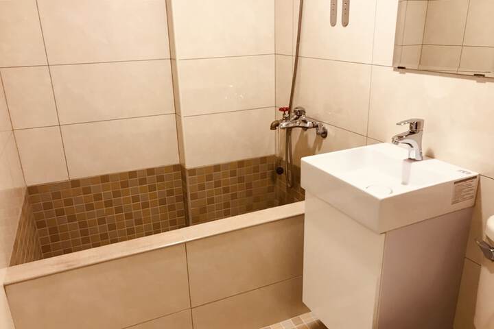 Room 40 of 67