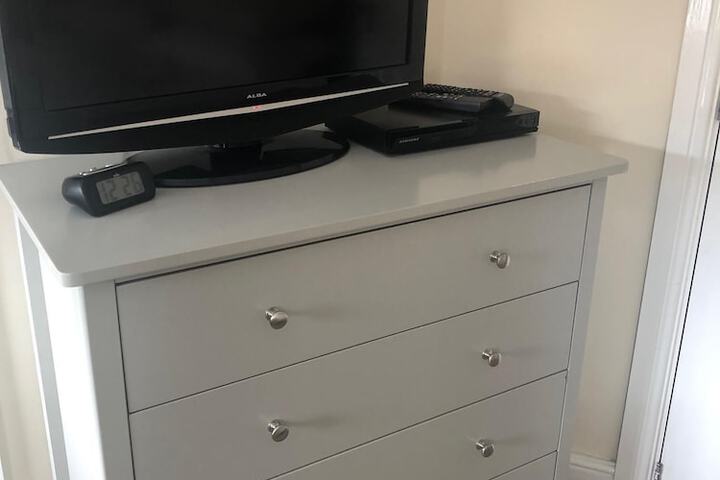 Room 6 of 25