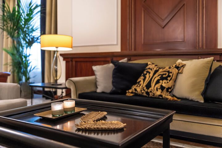 Guest Lobby