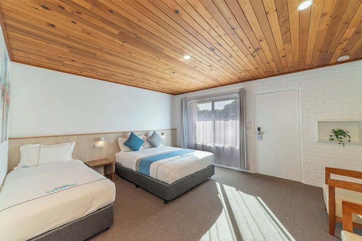 Room 15 of 54