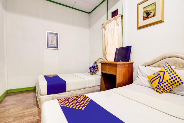 Hotel O Villa Anyelir Yustik Selabintana