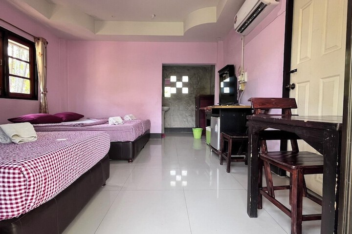 Room 30 of 90