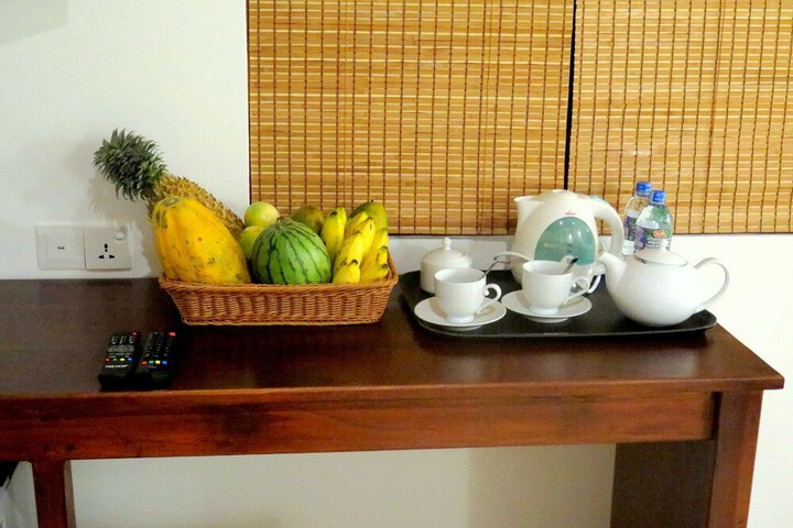 Room 12 of 51