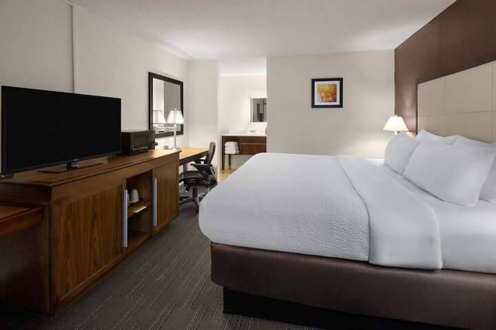Room 20 of 65