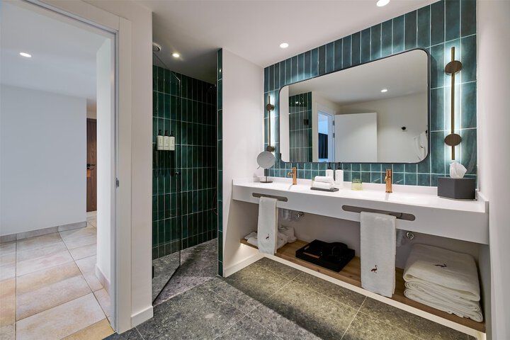 Clean Restrooms