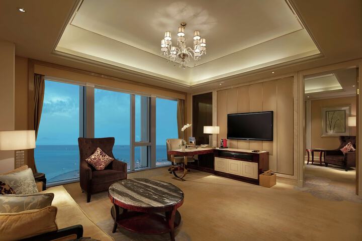 Room 21 of 68