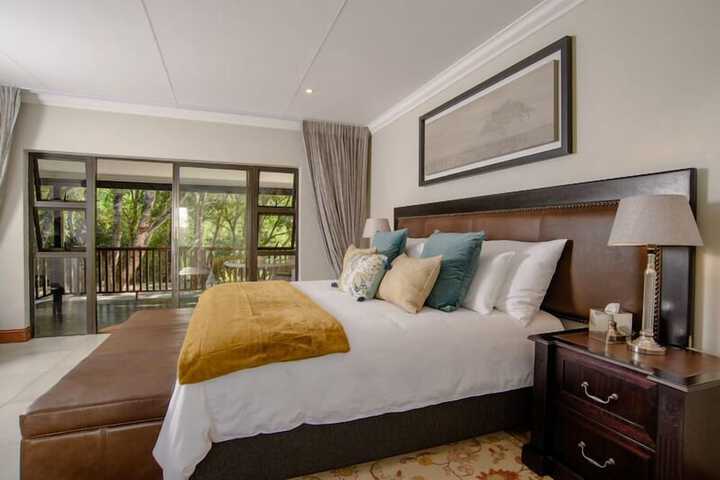 Room 4 of 22