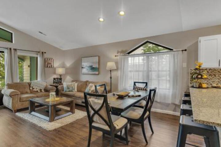 2 Bed Condo The Greens at Thousand Hills Coffee Bar in Branson, MO