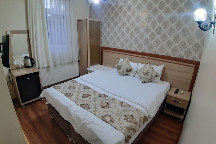 Room 73 of 123