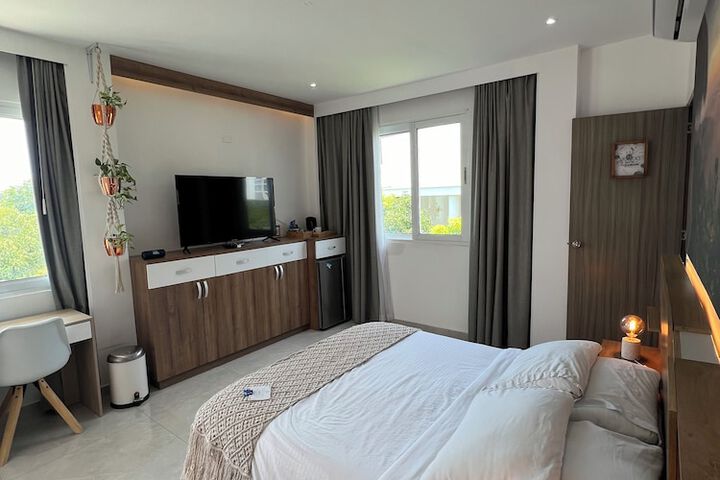 Room 61 of 102