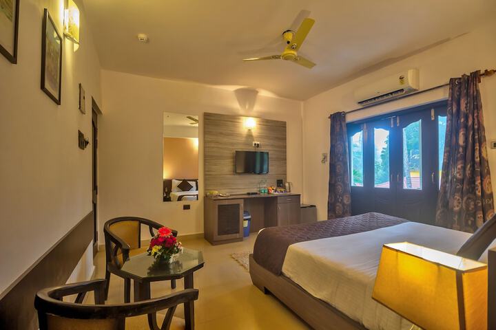 Room 10 of 24