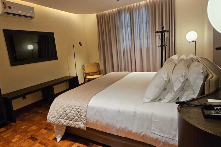 Room 15 of 42