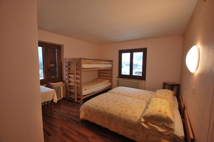 Room 16 of 47