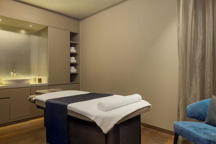 Spa 138 of 256