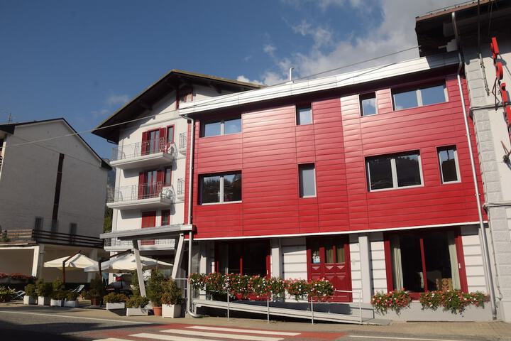 Hotel 74 of 75
