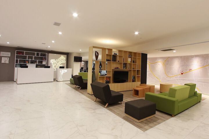 Guest Lobby