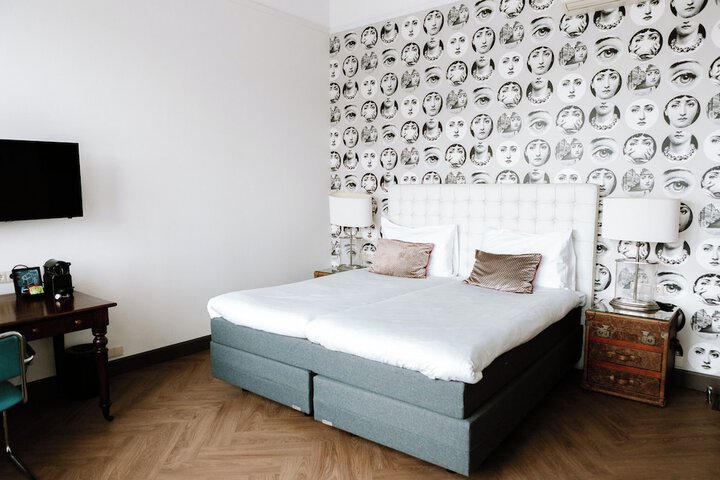 Room 25 of 56