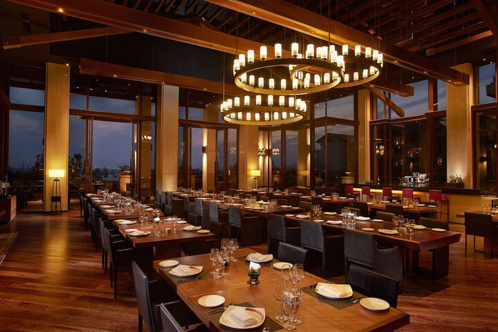 Dining 58 of 90
