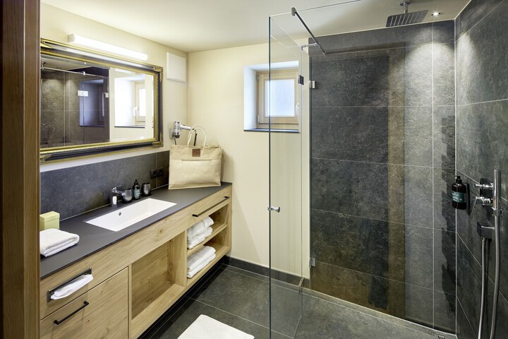 Room 10 of 59