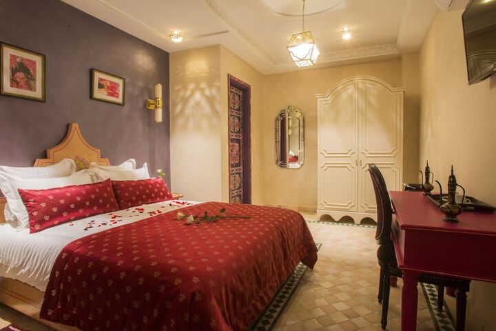 Room 8 of 65