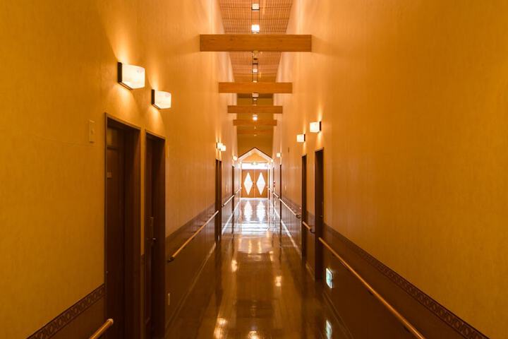 Ballroom/Hall 20 of 26