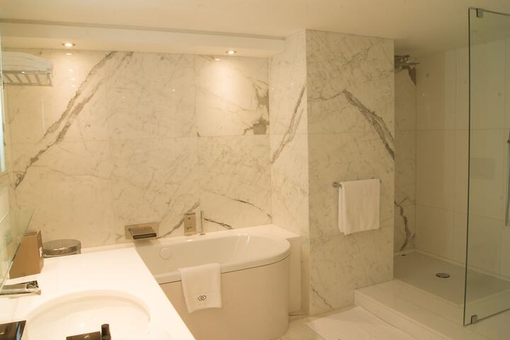 Bath Photo