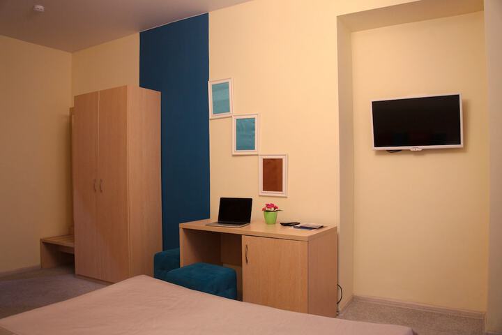 Room 15 of 41
