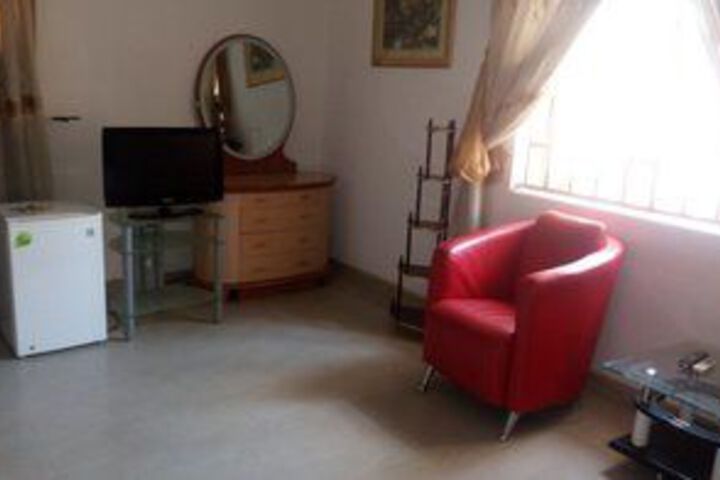 Room 17 of 19