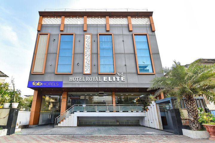 FabHotel Prime Royal Elite - Nr Jaipur International Airport