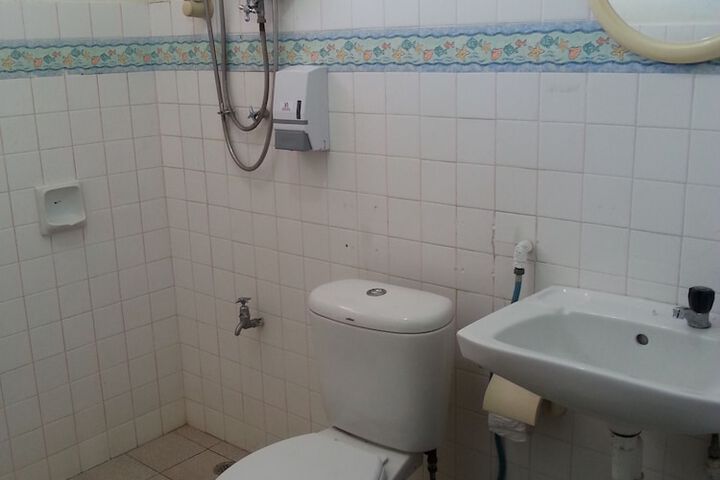 Room 26 of 47