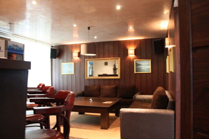 Hotel 2 of 34