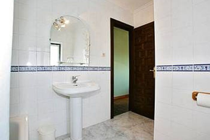 Room 5 of 24