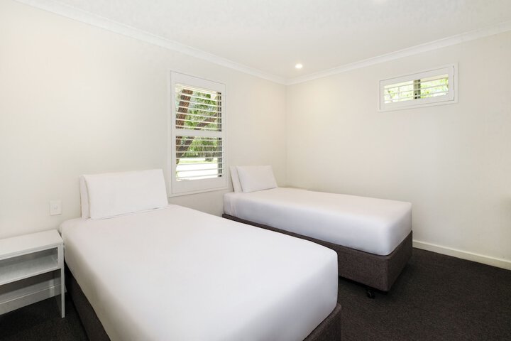 Room 10 of 129