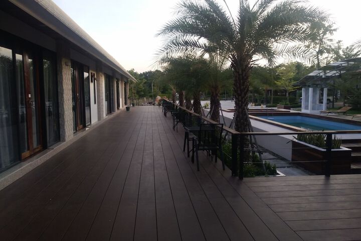 Terrace/Patio 39 of 44