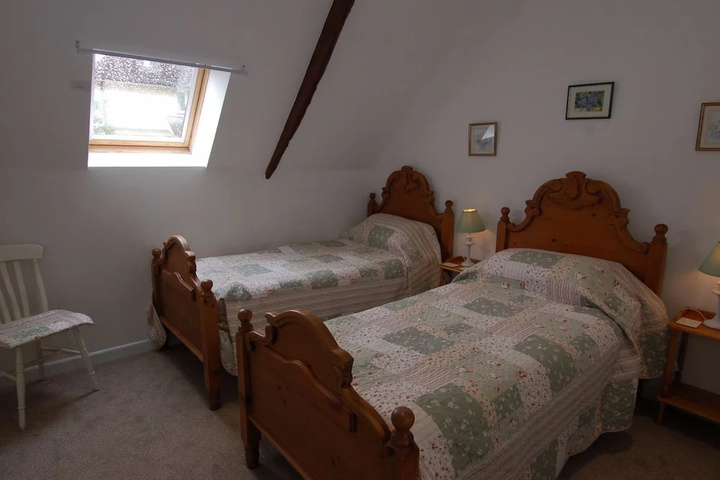 Room 3 of 11