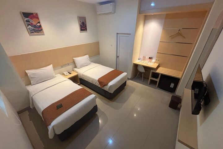 Room 51 of 85