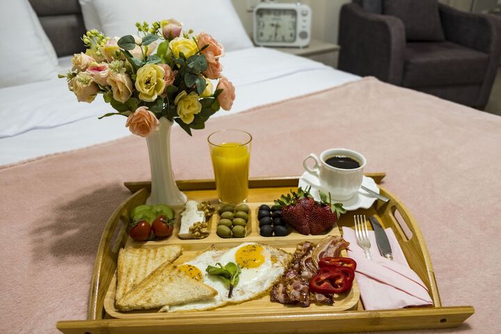 Breakfast/Coffee Service 12 of 14