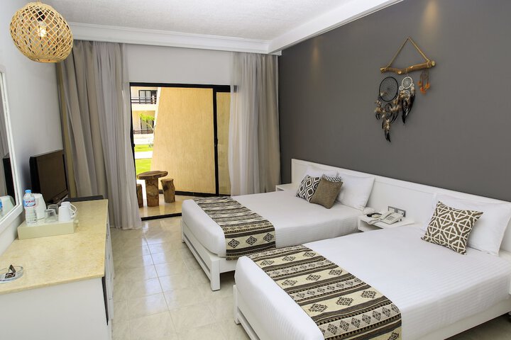 Room 4 of 45