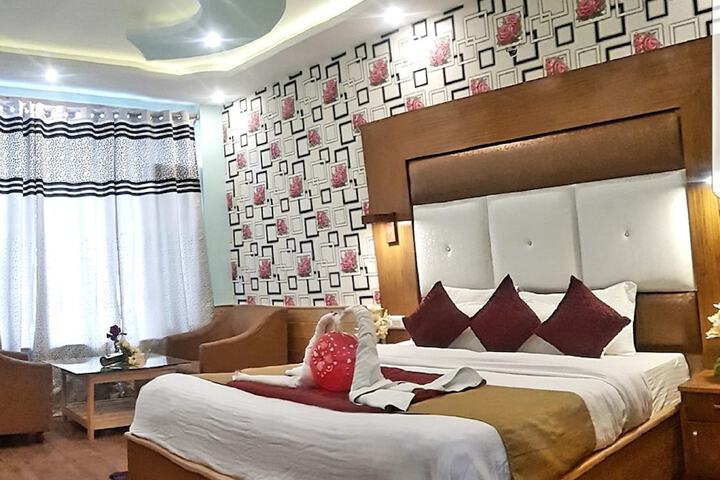Room 7 of 20