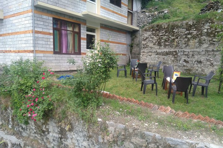 Hotel Exterior 11 of 47