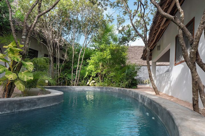 Pool 66 of 89