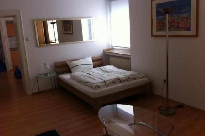 Room 8 of 17
