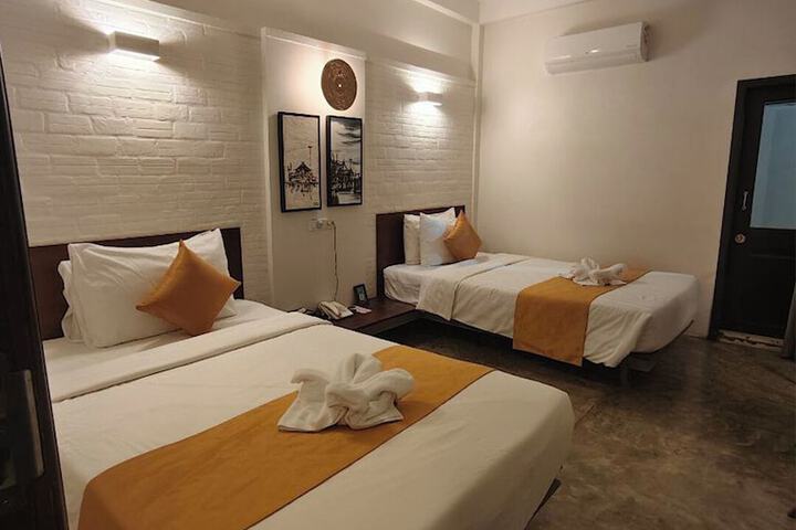 Room 54 of 177