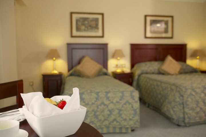 Room 13 of 41