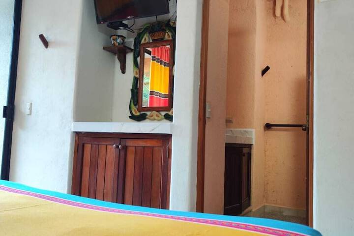 Room 38 of 76