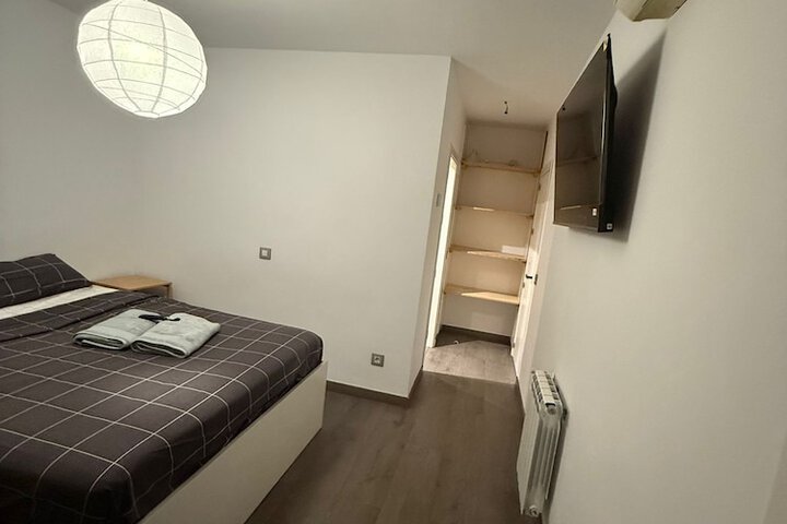 Room 15 of 23