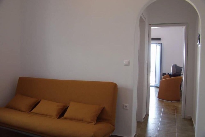 Room 11 of 22