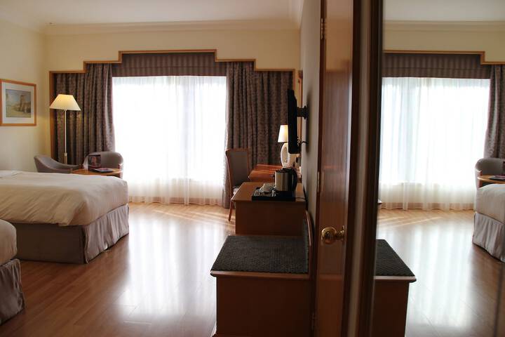 Room 15 of 97