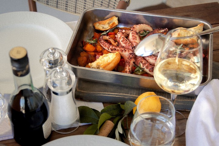 Dining 54 of 79