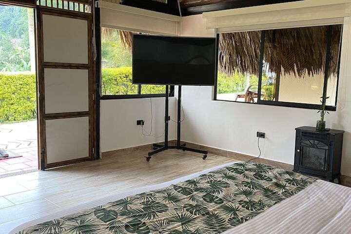 Room 26 of 120
